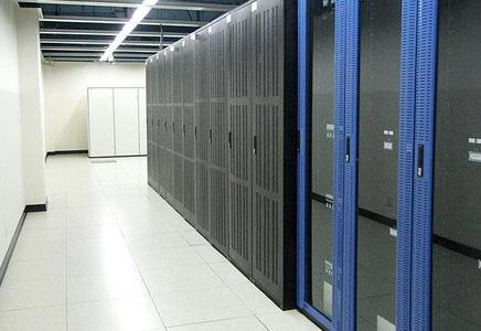 站長(zhǎng)，你還在用美國(guó)主機(jī)嗎？